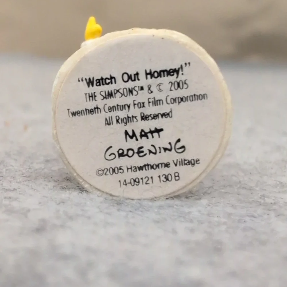 The Simpsons Hawthorne Village Bart Watch Out Homey Figurine 2005 Santa Hat - Picture 4 of 4